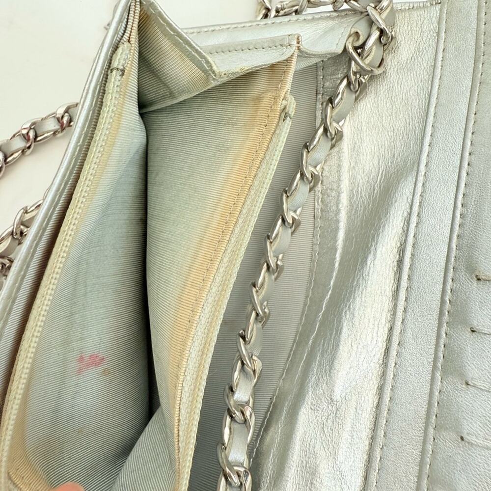 Chanel Metallic Silver Lambskin Leather CC Long Full Flap Wallet bag - Picture 11 of 11
